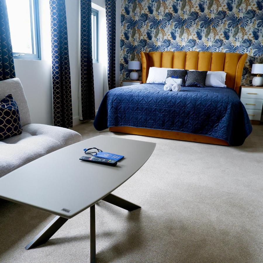 The Wylies Hotel Dunmurry Bagian luar foto