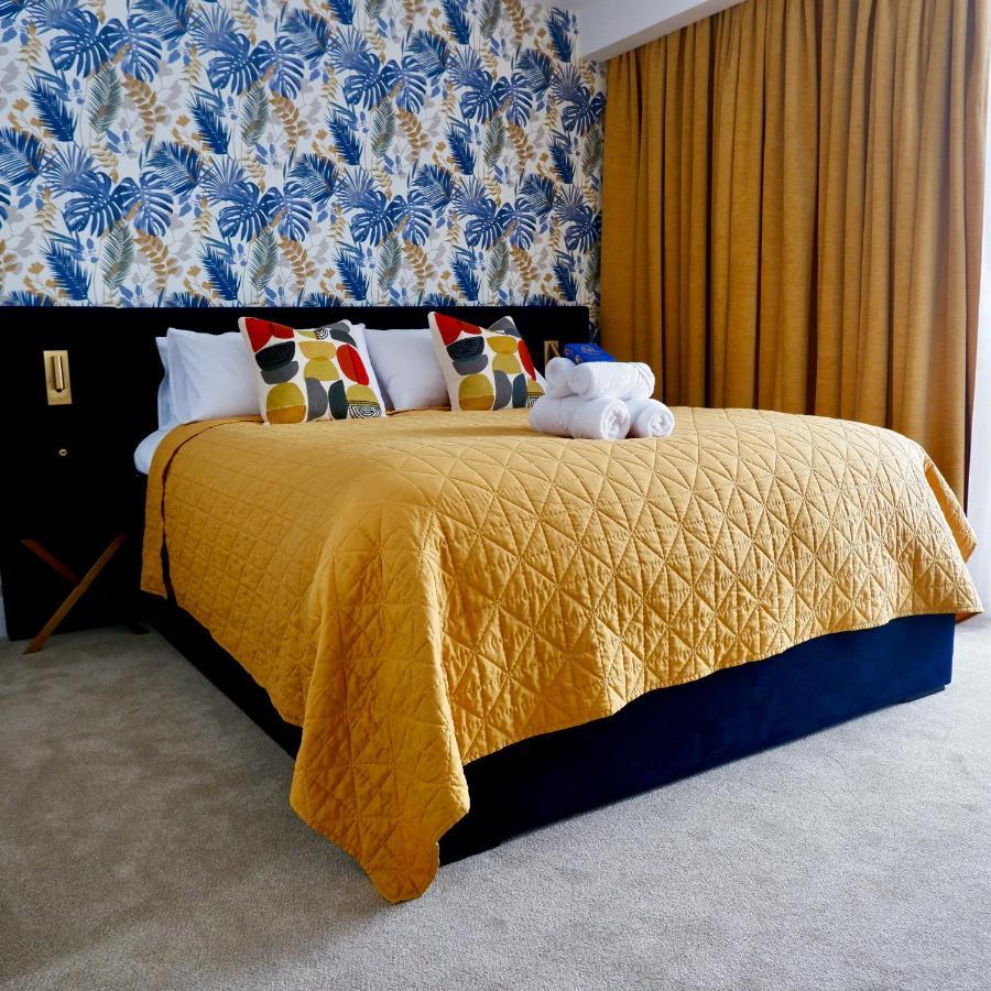 The Wylies Hotel Dunmurry Bagian luar foto