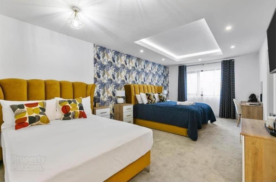 The Wylies Hotel Dunmurry Bagian luar foto